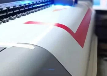 Bahan dalam Pembuatan Stiker UV dan Flexi